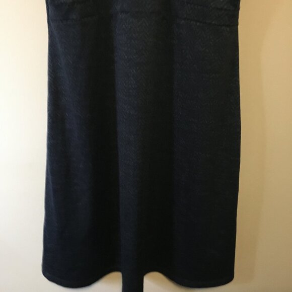 Mondetta Blue Chevron Racerback Workout Dress With Built in Bra - Picture 7 of 16